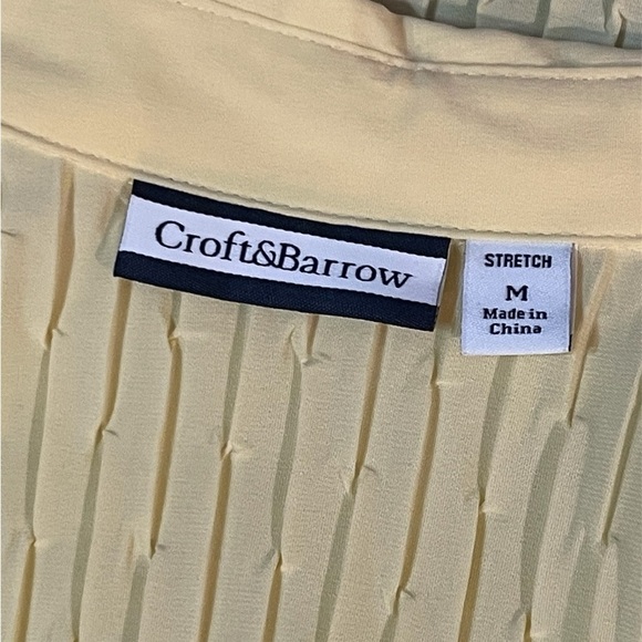 CROFT & BARROW YELLOW BUTTON UP BLOUSE WORN ONCE SIZE MEDIUM - Picture 3 of 3